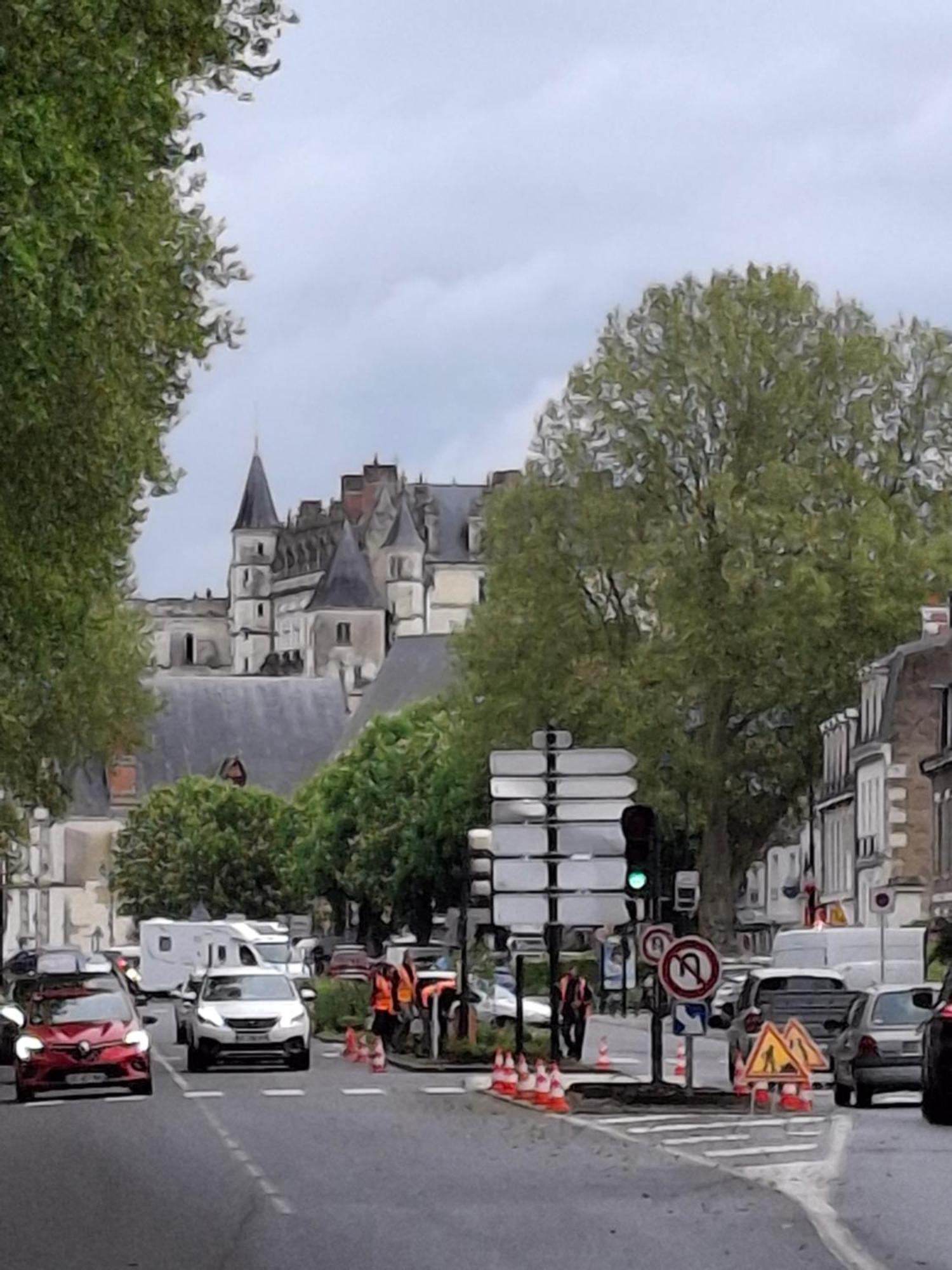 Escale Au Pied Du Chateau Amboise Buitenkant foto